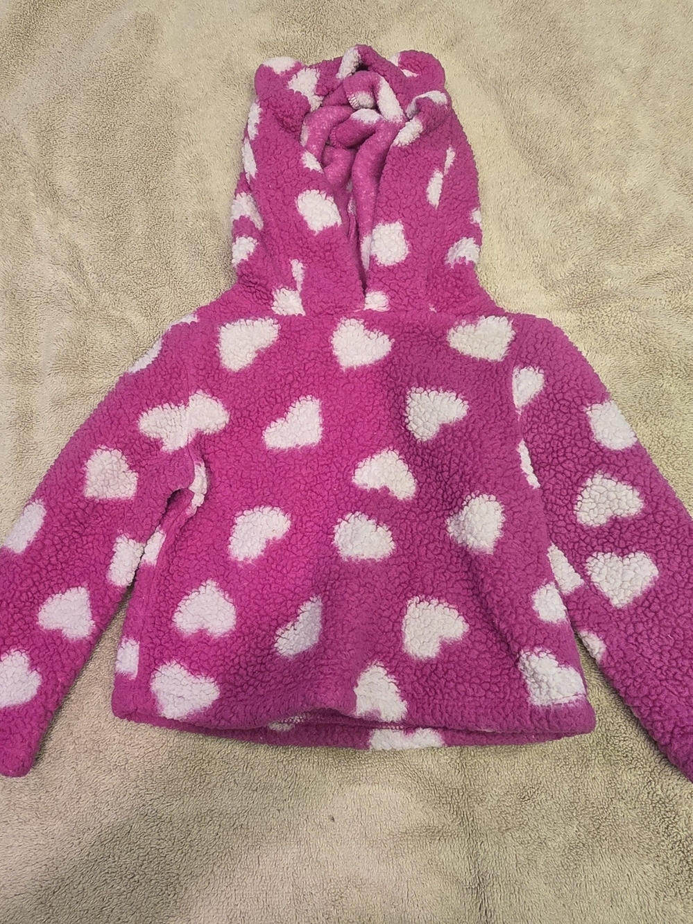 Harper Canyon Pink Sherpa Hoodie with White Heart Print